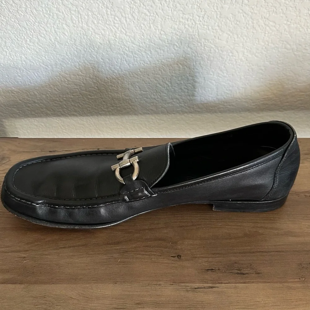 Salvatore Ferragamo Gancini Bit Men's Black Loafers with Silver Buckle
